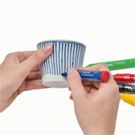 Porzellan-Stift, wird durch „einbacken“ bei 160° C spülfest.