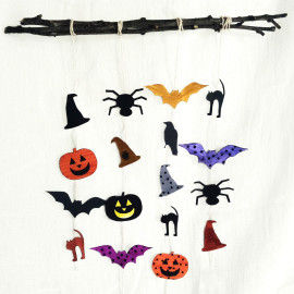 Halloween-Deko: Papierketten basteln mit Halloween-Motiven zum Ausschneiden