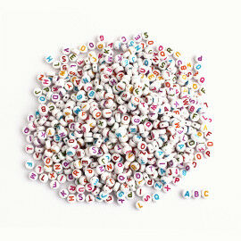 500 bunte Buchstabenperlen