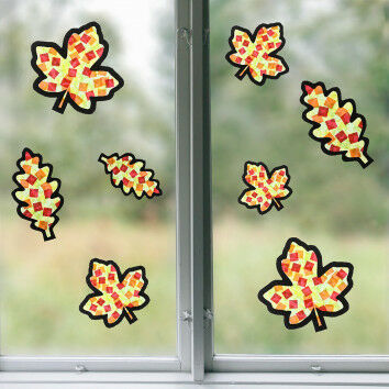 Sun Catcher Herbstblättern im Fenster